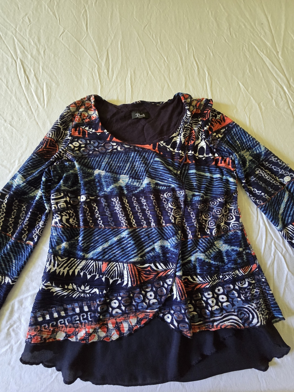 Bali Canada Dark Blue Multicolor Geometric Top Size L